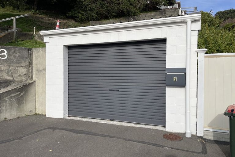 Photo of property in 3 Humber Street, Island Bay, Wellington, 6023