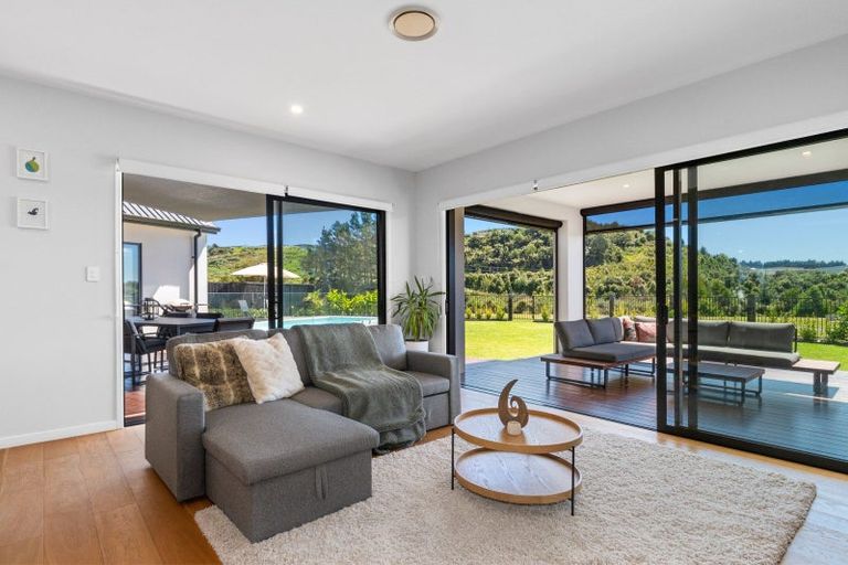 Photo of property in 95 Awataha Crescent, Pyes Pa, Tauranga, 3110