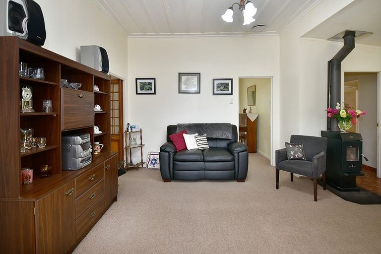 Photo of property in 49 Evans Road, South Head, Helensville, 0874