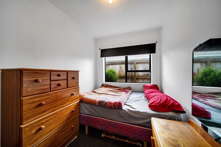 Photo of property in 17 Upjohn Street, Brooklands, New Plymouth, 4310