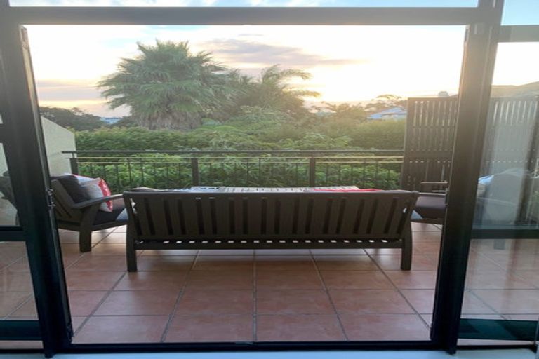 Photo of property in 35e Northcroft Street, Takapuna, Auckland, 0622