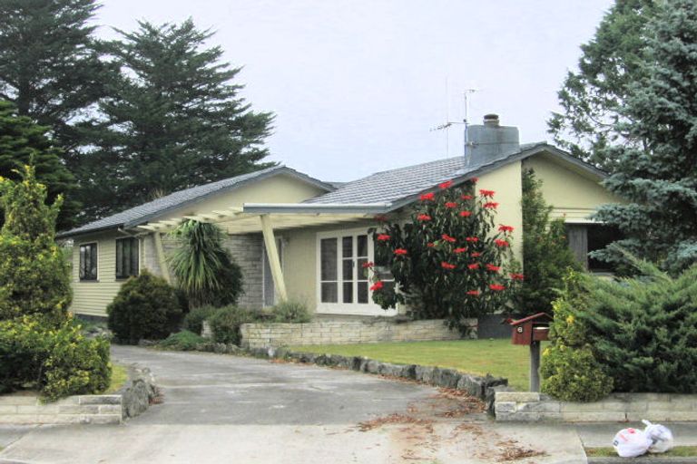 Photo of property in 6 Alamein Crescent, Onekawa, Napier, 4110