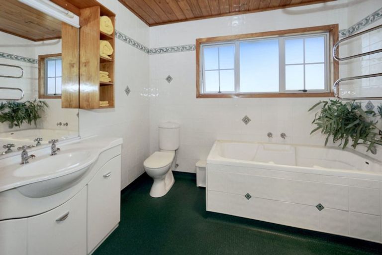 Photo of property in 6 Bayview Street, Te Puke, 3119