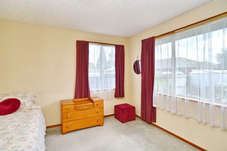 Photo of property in 15b Victoria Street, Rangiora, 7400