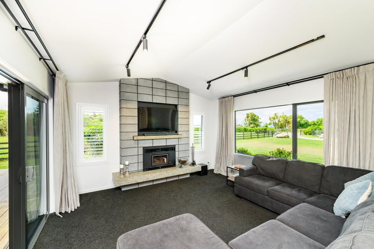 Photo of property in 643 Mount Stewart Halcombe Road, Halcombe, Feilding, 4779