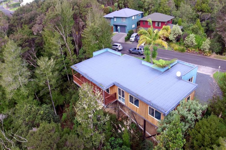 Photo of property in 10 Hihitahi Rise, Paihia, 0200