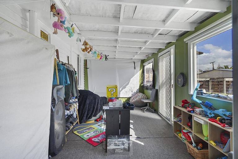 Photo of property in 20 Mount View Road, Melville, Hamilton, 3206