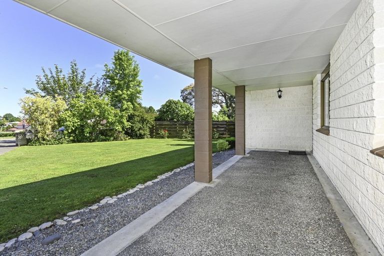 Photo of property in 47 Durham Drive, Havelock North, 4130
