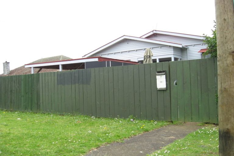Photo of property in 7a Thomas Road, Mangere, Auckland, 2022