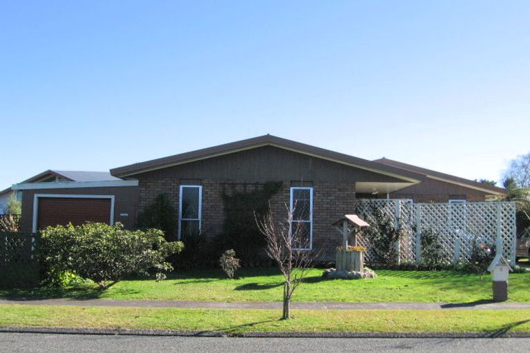 Photo of property in 8 Glasgow Street, St Andrews, Hamilton, 3200