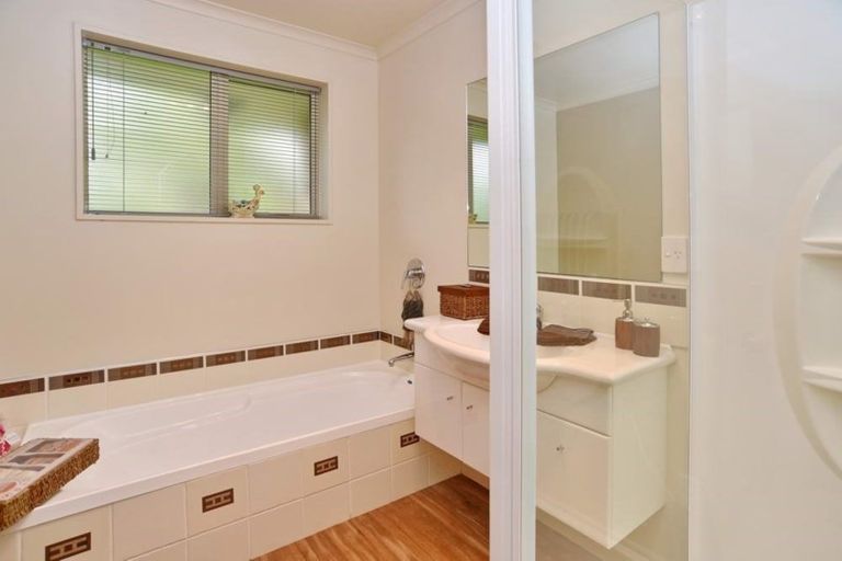 Photo of property in 26b Paget Drive, Woodend, 7610