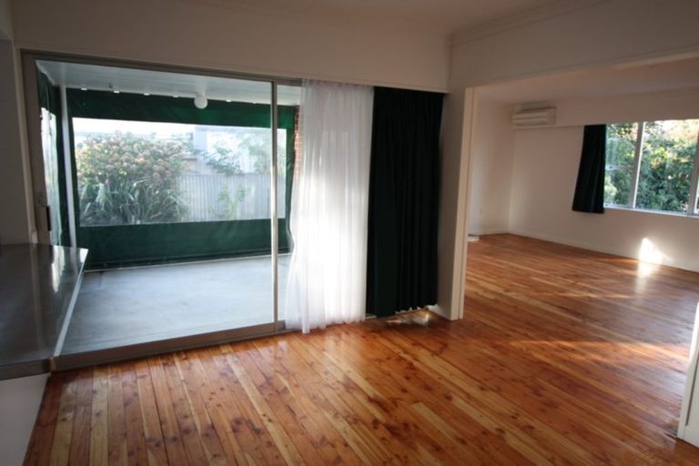 Photo of property in 4 Belgrave Place, Awapuni, Palmerston North, 4412