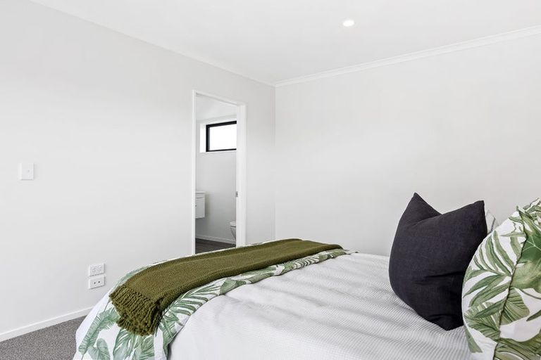 Photo of property in 7 Mcquillan Avenue, Woodend, 7610