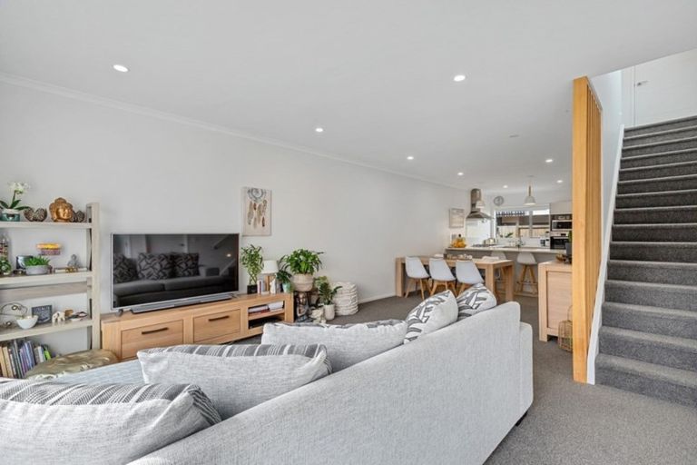 Photo of property in 16 Springside Court, Huntington, Hamilton, 3210