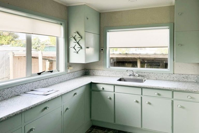 Photo of property in 18 Lake Terrace Road, Little River, 7591