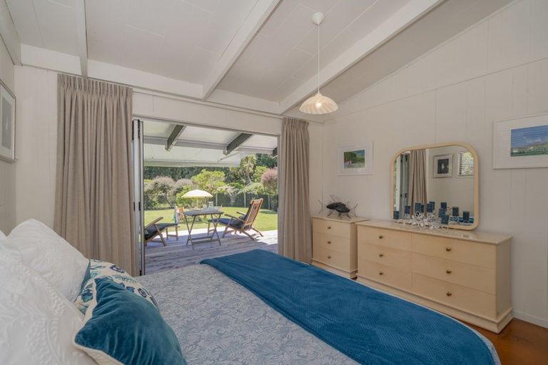 Photo of property in 13 Wigmore Crescent, Hahei, Whitianga, 3591