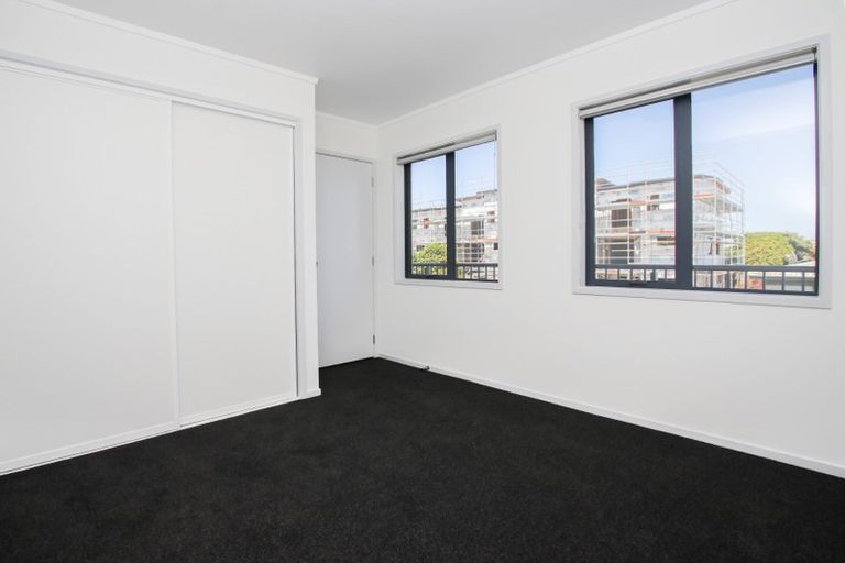 Photo of property in 4/200 Old Farm Road, Hamilton East, Hamilton, 3216