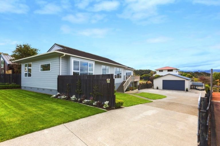 Photo of property in 61 Discovery Drive, Whitby, Porirua, 5024