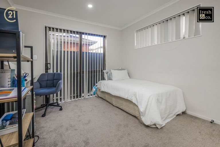 Photo of property in 56b Cambridge Terrace, Papatoetoe, Auckland, 2025