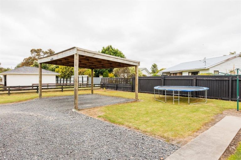 Photo of property in 10 Rira Street, Marton, 4710