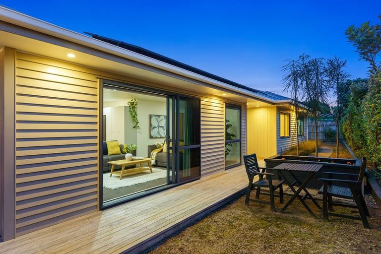 Photo of property in 193b Tutere Street, Waikanae Beach, Waikanae, 5036