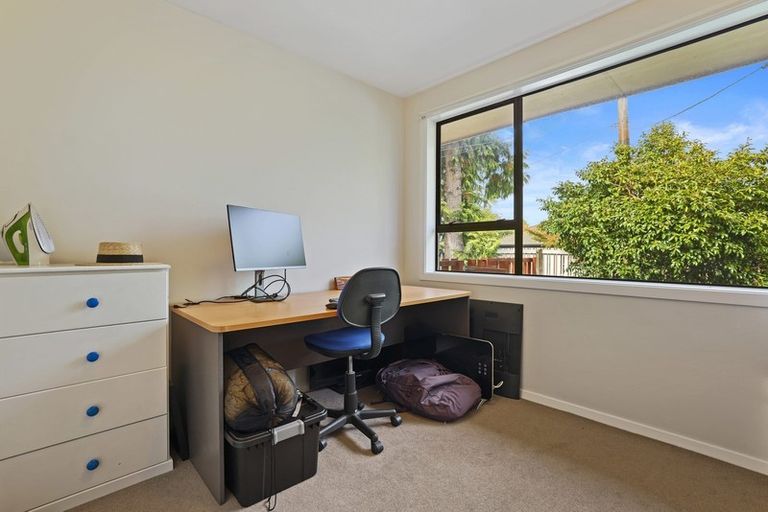 Photo of property in 42 Chedworth Avenue, Bishopdale, Christchurch, 8053