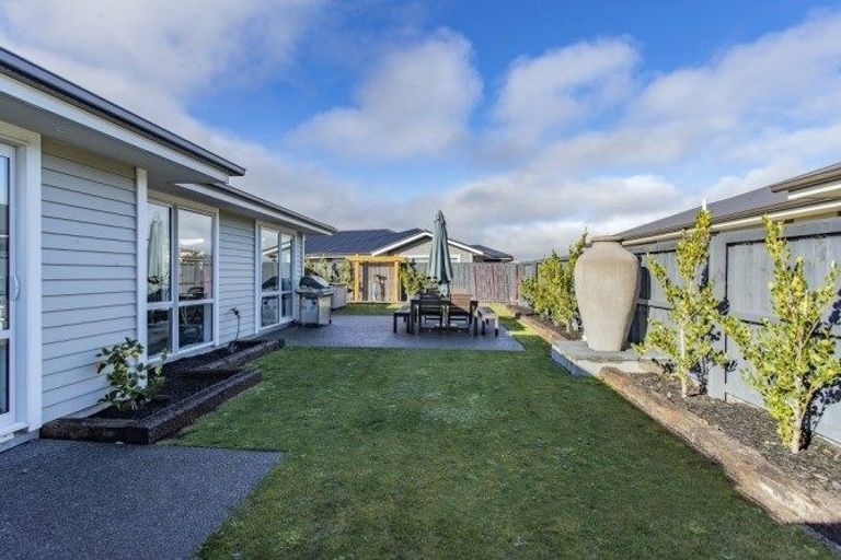 Photo of property in 33 Tripoli Street, Rangiora, 7400