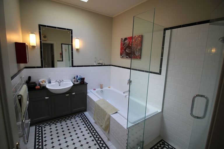 Photo of property in 1j George Street, Newmarket, Auckland, 1023