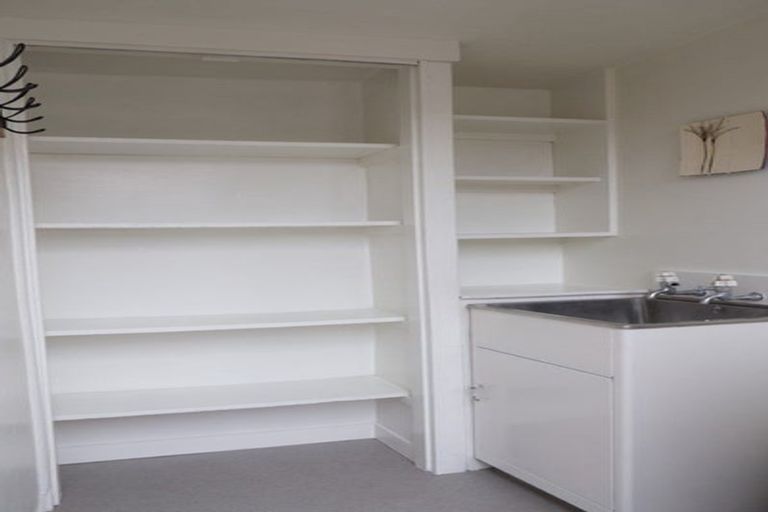 Photo of property in 2/76 Oram Avenue, New Brighton, Christchurch, 8061