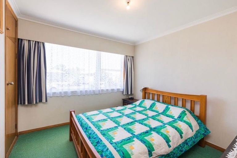 Photo of property in 12 Leslie Avenue, Cloverlea, Palmerston North, 4412