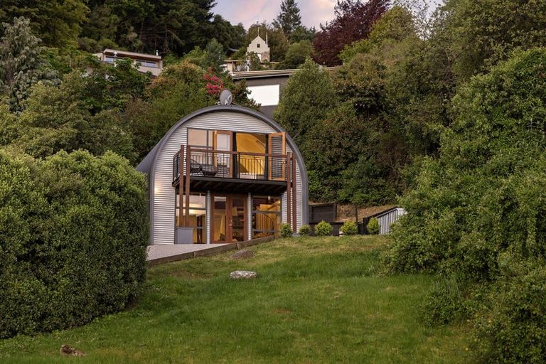 Photo of property in 281 Fernhill Road, Sunshine Bay, Queenstown, 9300