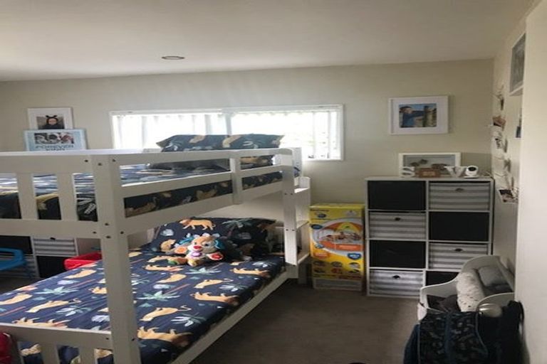 Photo of property in 16 Antalya Place, Manurewa, Auckland, 2102