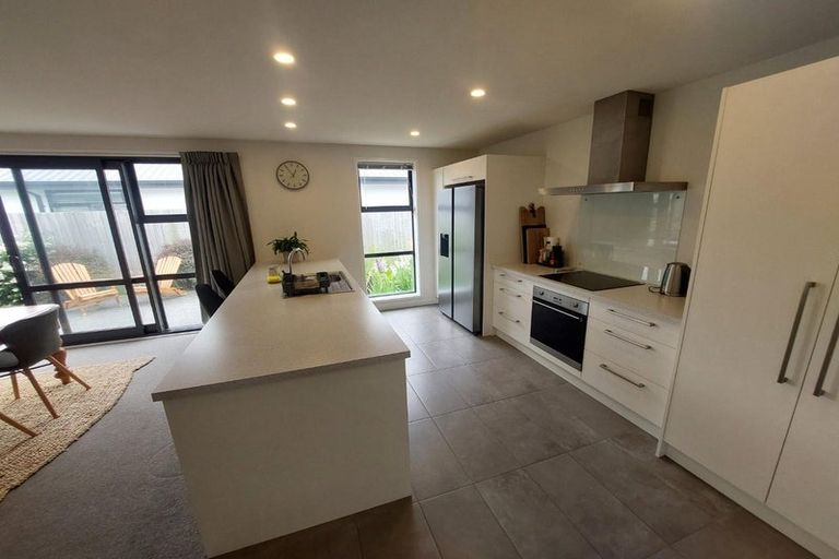 Photo of property in 33 Robert Duncan Road, Belfast, Christchurch, 8051