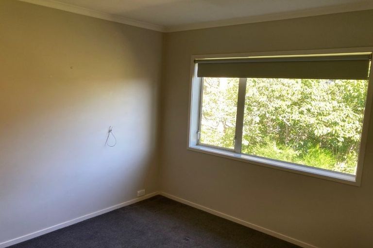 Photo of property in 19 Cunliffe Street, Johnsonville, Wellington, 6037