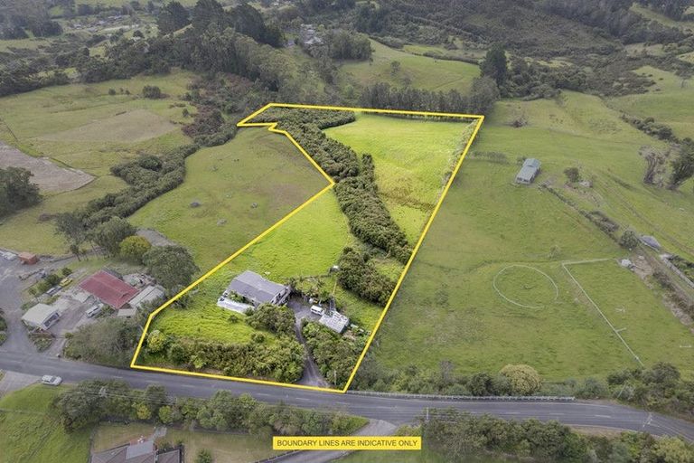 Photo of property in 78 Coulter Road, Henderson Valley, Auckland, 0614