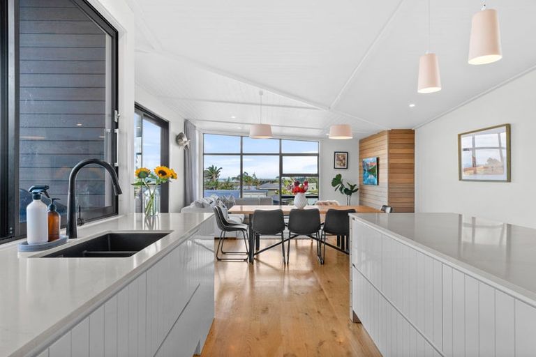 Photo of property in 13 Riverview Place, Waipu, 0582