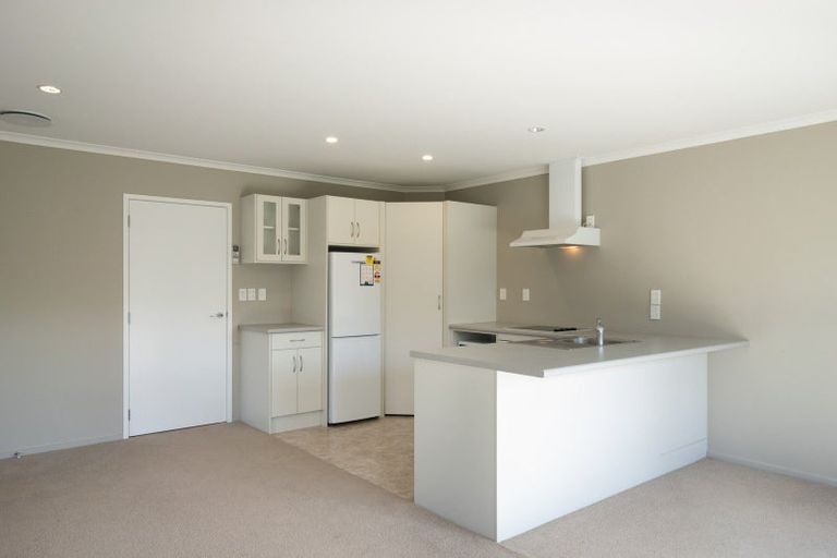 Photo of property in Trackside Villas, 55/91 Mako Mako Road, Levin, 5510