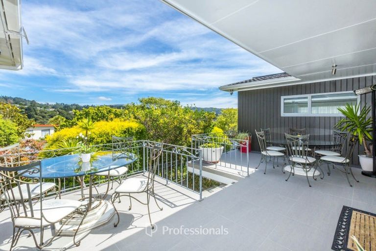 Photo of property in 18 Dalton Grove, Stokes Valley, Lower Hutt, 5019