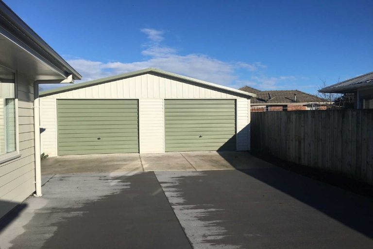 Photo of property in 21 Niagara Street, Wainoni, Christchurch, 8061