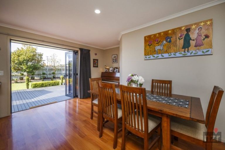 Photo of property in 25 Montgomery Street, Feilding, 4702