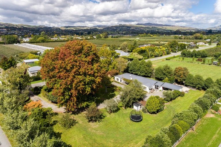 Photo of property in 32 Saint Andrews Road, Havelock North, 4130