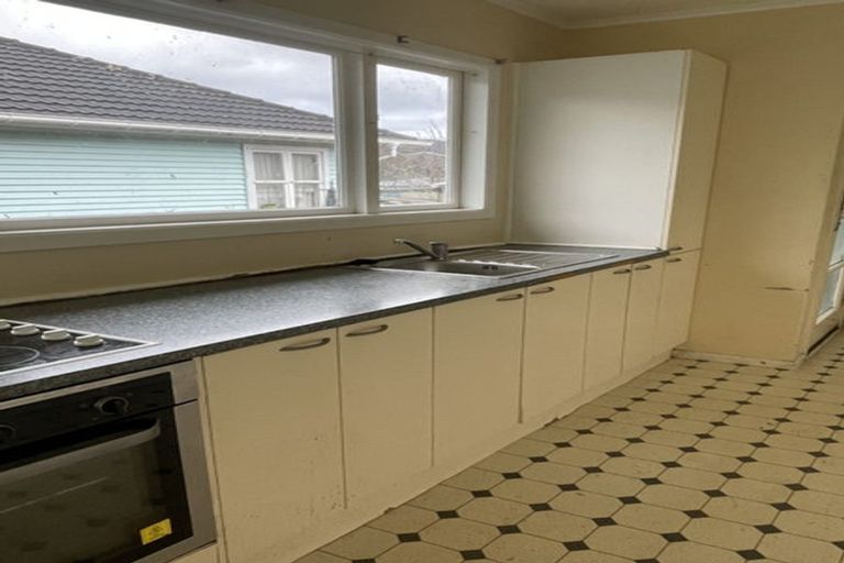 Photo of property in 89 Wise Street, Wainuiomata, Lower Hutt, 5014