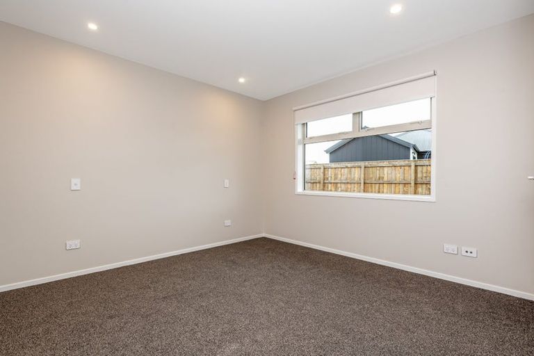 Photo of property in 13 Echo Street, 4702