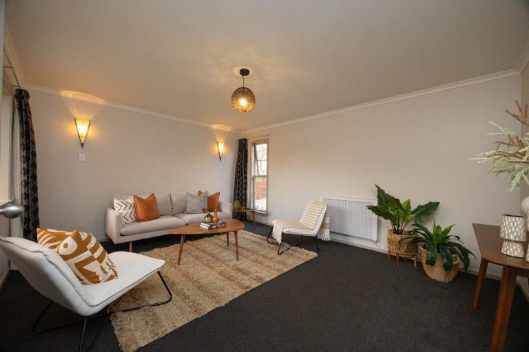 Photo of property in 25 Winston Avenue, Hokowhitu, Palmerston North, 4410