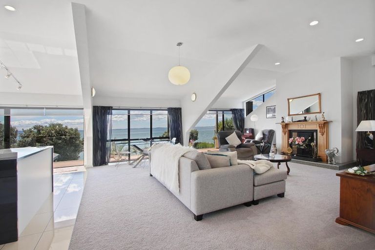 Photo of property in 26 Crispe Road, Clarks Beach, 2122