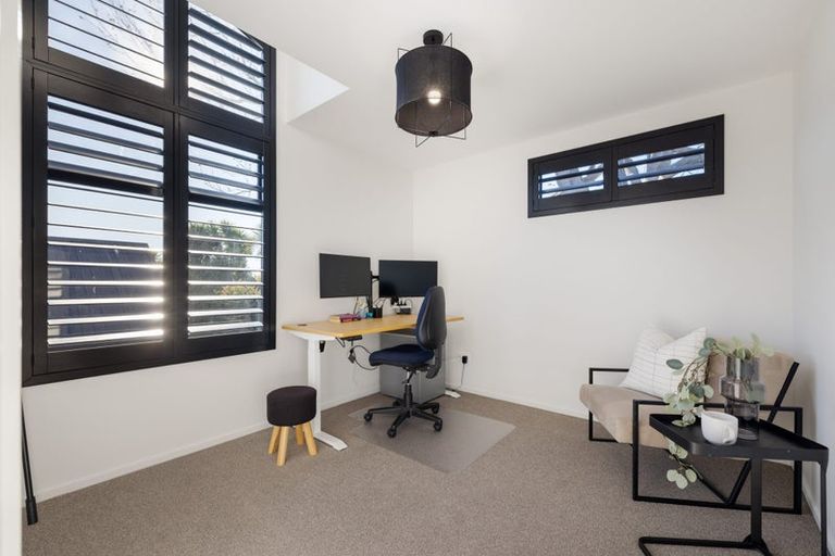 Photo of property in 93 Innes Road, St Albans, Christchurch, 8052