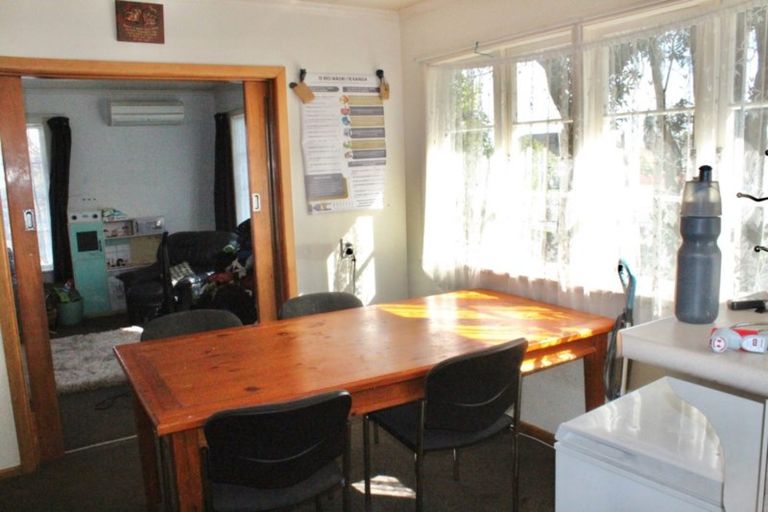 Photo of property in 27 Dorset Street, Levin, 5510