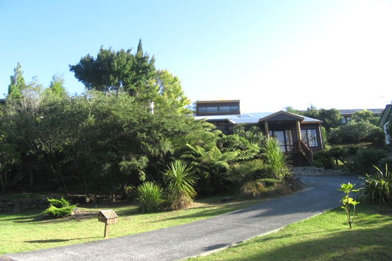 Photo of property in 5 Menear Lane, Hillcrest, Auckland, 0627