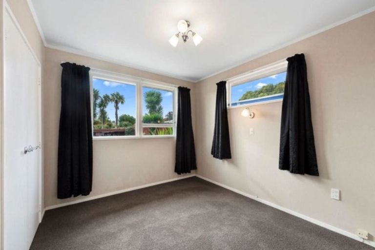 Photo of property in 11 Hall Road, Matua, Tauranga, 3110