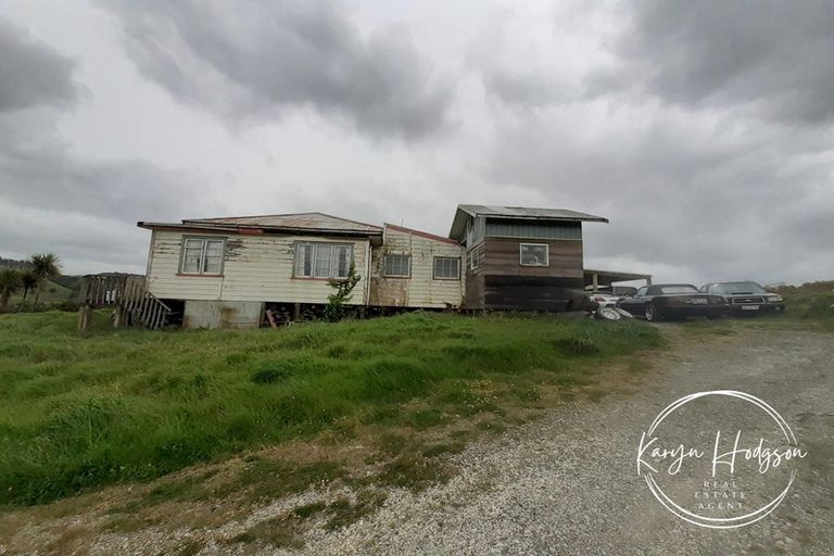 Photo of property in 184 Paparoa Station Road, Paparoa, 0571